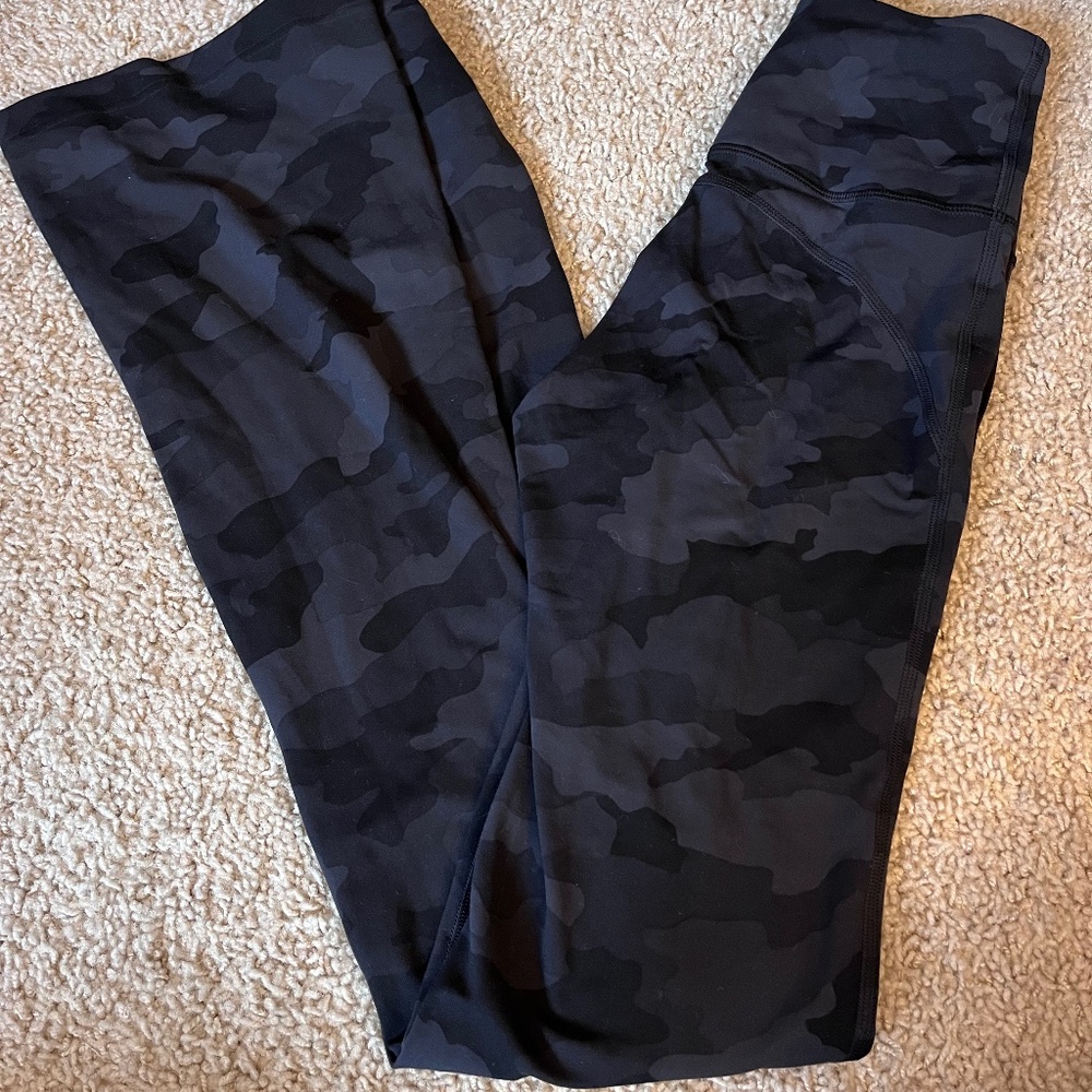 Lululemon groove flared legging